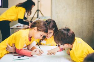 Read more about the article Here’s How You Can Raise a Global Child?