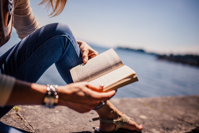 girl-reading-a-book